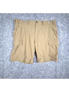 Eddie Bauer Travex shorts Casual Flat Front Tan Moisture Wicking Size 42 Gorp